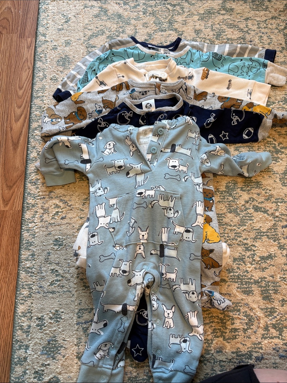 0-3 month baby boy sleepers (6) Carters, Gerber, Onesies, Lullaby Lane